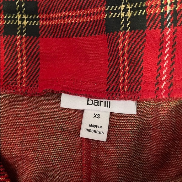 Bar III red plaid skinny pants - Picture 4 of 4